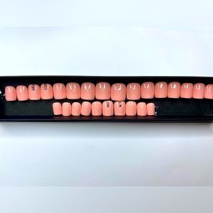 24 piece press on nail set